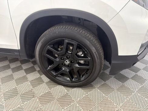 Used 2024 Honda Passport Black Edition image 14