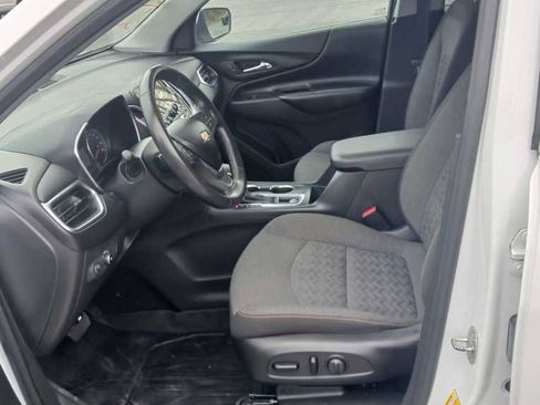 Used 2022 Chevrolet Equinox LT AWD/4WD image 10