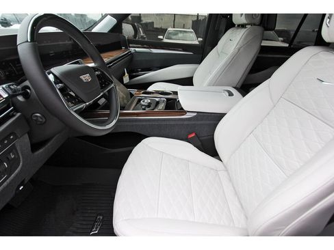 New 2026 Cadillac Escalade Platinum Sport w/ LPO, ONYX Package AWD/4WD image 6