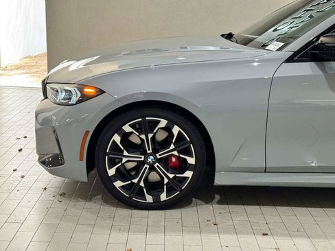 Certified 2025 BMW 330i Sedan RWD image 4