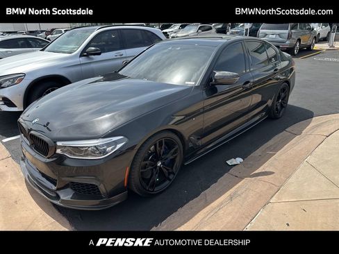 Used 2020 BMW M550i xDrive image 1