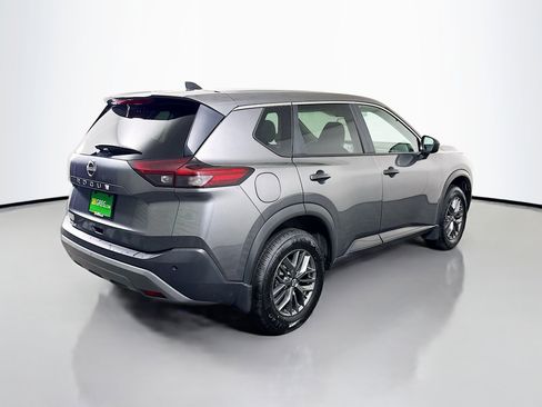 Used 2023 Nissan Rogue S image 10
