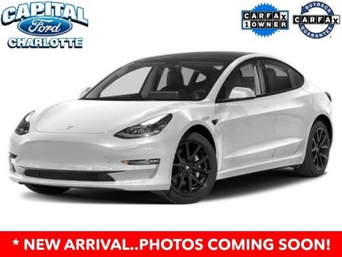 Used 2023 Tesla Model 3 Standard Range RWD image 2