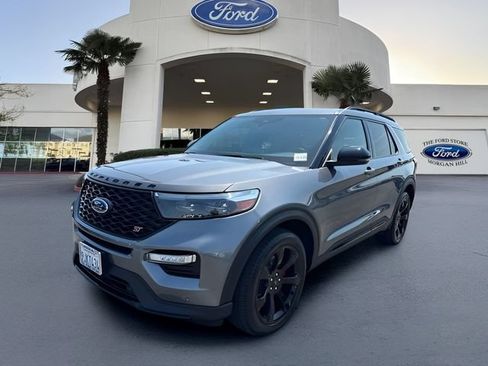 Certified 2023 Ford Explorer ST w/ Equipment Group 401A AWD/4WD image 2