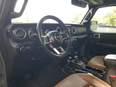 Used 2020 Jeep Wrangler Unlimited Sahara AWD/4WD image 18
