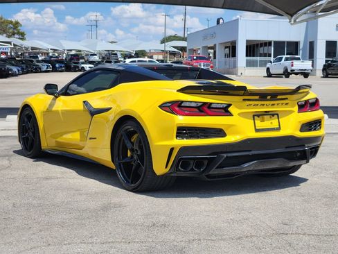 Used 2025 Chevrolet Corvette E-Ray AWD/4WD image 7