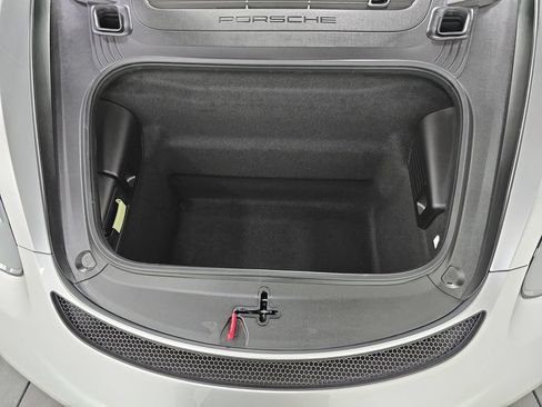 Certified 2025 Porsche 718 Boxster Spyder RS RWD image 25