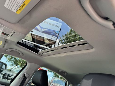 Used 2014 Volkswagen Passat TDI SE FWD image 5