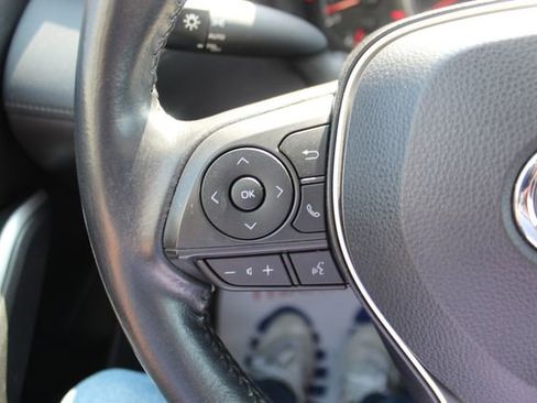 Used 2022 Toyota Corolla Cross LE w/ Black Badges Package (TMS) image 12