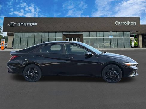 New 2026 Hyundai Elantra Sport FWD image 5