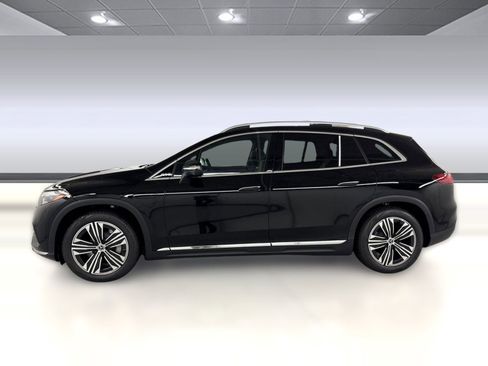 New 2026 Mercedes-Benz EQS 400 4MATIC SUV image 2