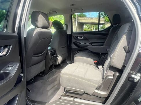 Used 2021 Chevrolet Traverse LT AWD/4WD image 28