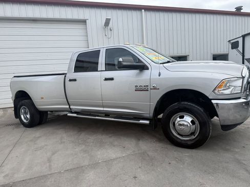 Used 2013 RAM 3500 ST w/ SXT Appearance Group image 4