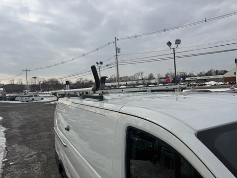 Used 2022 Ford Transit 250 Low Roof AWD image 52