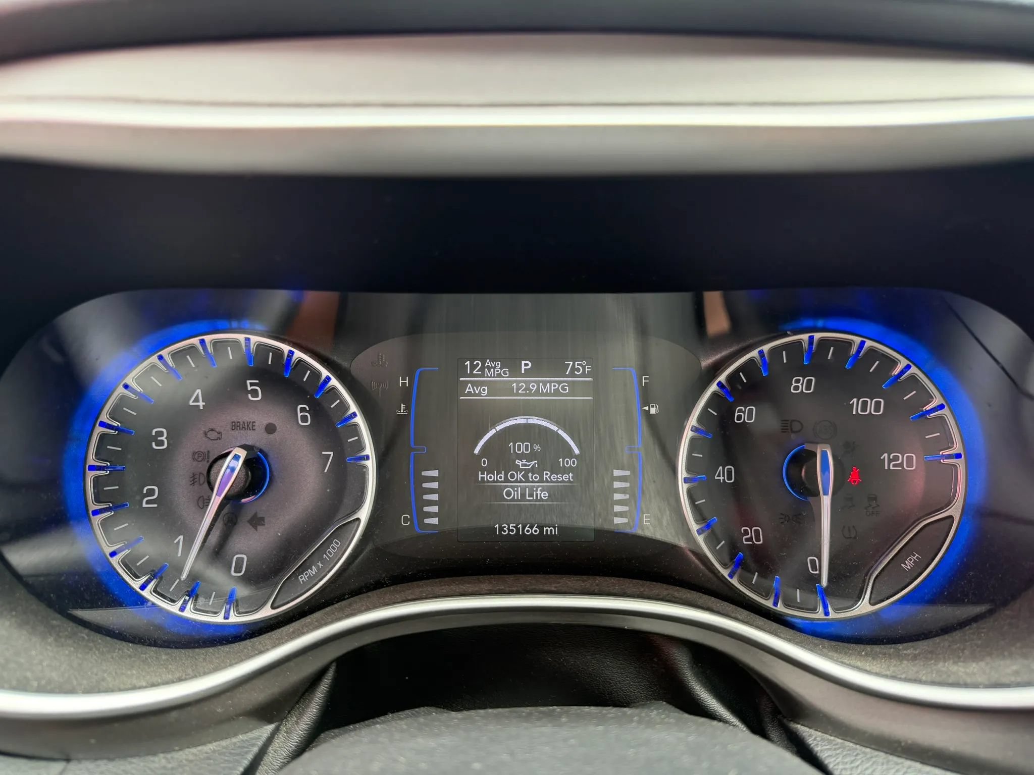 Used 2020 Chrysler Pacifica Touring-L FWD image 18