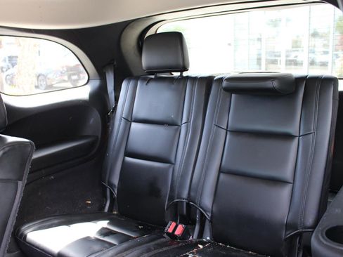 Used 2020 Dodge Durango SXT image 33