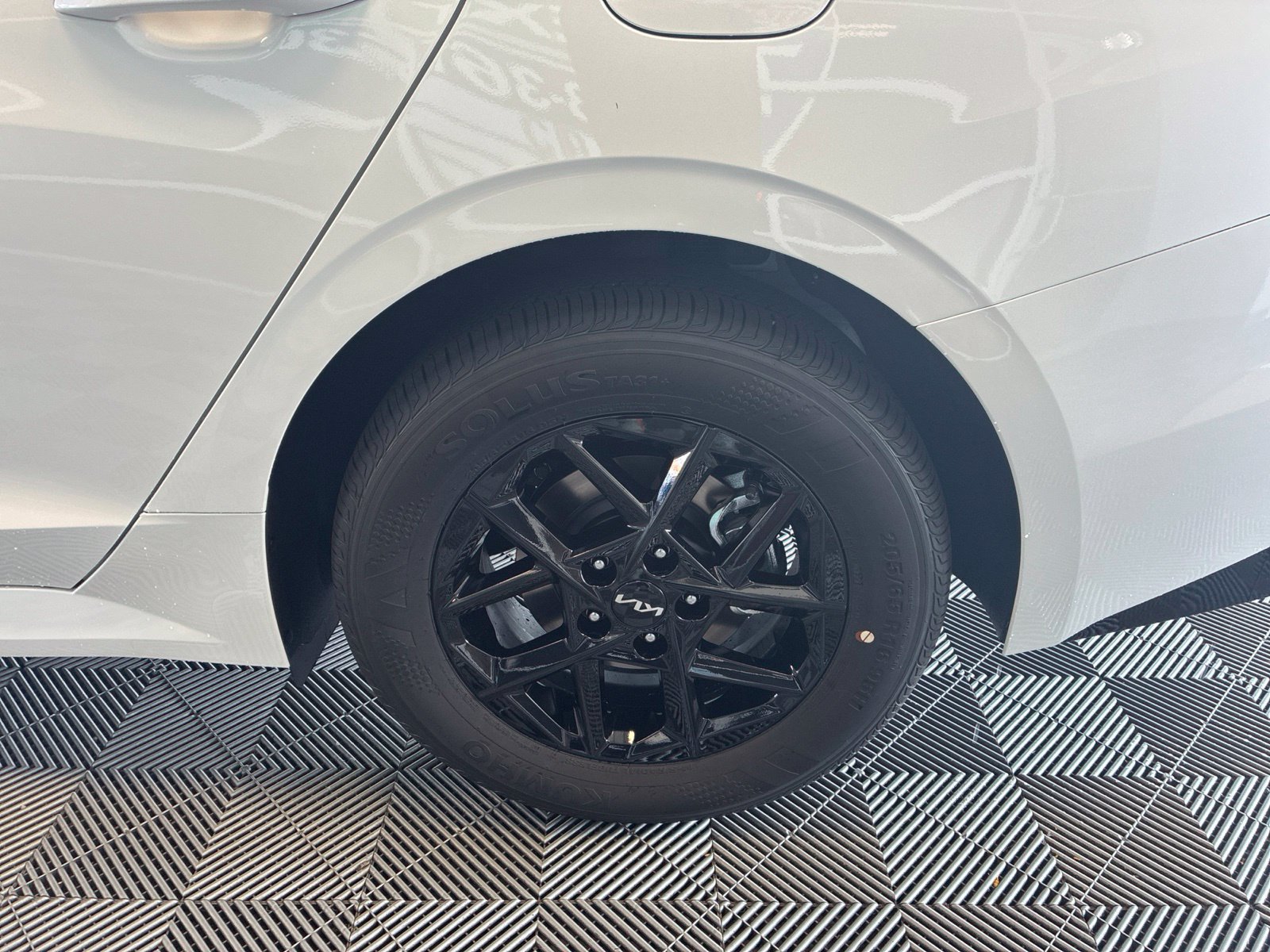 New 2026 Kia K5 LXS FWD image 7