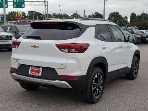 New 2026 Chevrolet TrailBlazer LT w/ Convenience Package image 3