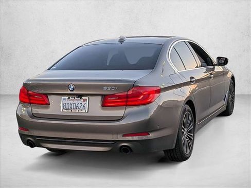 Used 2018 BMW 530i image 5