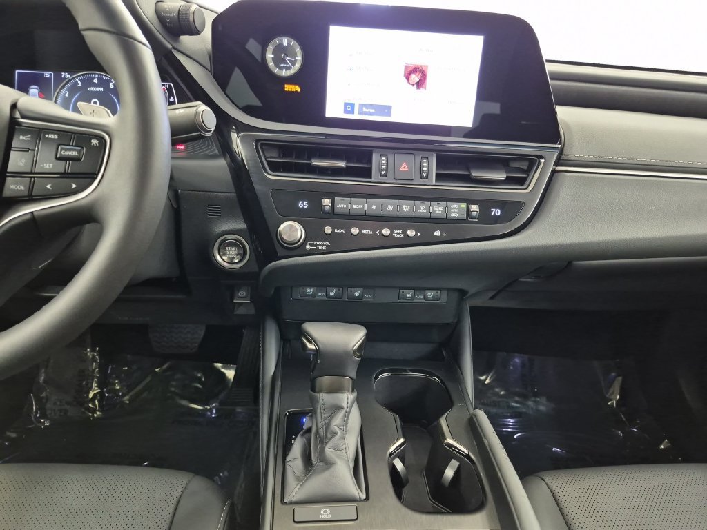 Certified 2025 Lexus ES 350 w/ Premium Package FWD image 27
