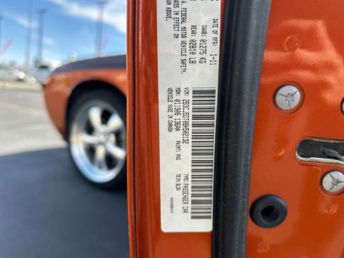 Used 2011 Dodge Challenger R/T image 31