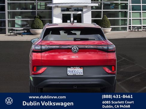 Used 2023 Volkswagen ID.4 Pro S image 5