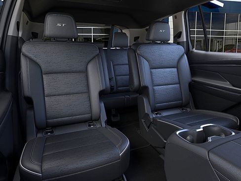 New 2026 Buick Enclave Sport Touring w/ Super Cruise Package image 17