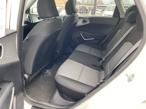 Used 2020 Kia Soul LX image 39