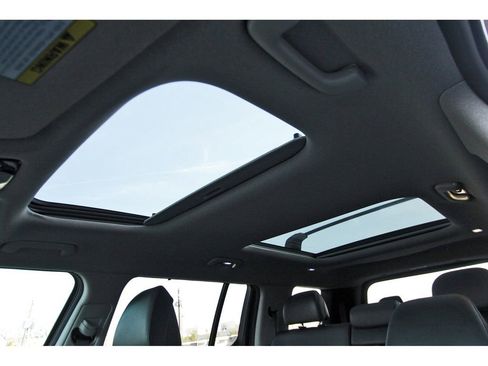 Certified 2025 Hyundai Santa Fe Limited image 32