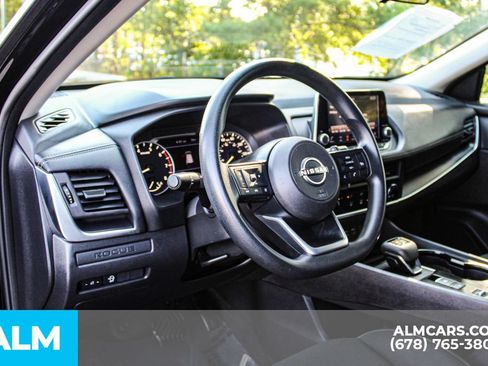 Used 2024 Nissan Rogue S FWD image 22