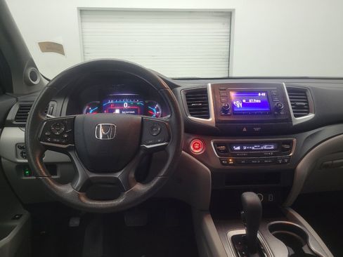 Used 2020 Honda Pilot LX image 22