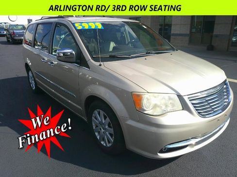 Used 2012 Chrysler Town & Country Touring-L w/ Entertainment Group #2 image 1