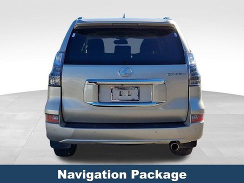 Used 2016 Lexus GX 460 image 6