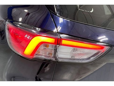 Used 2021 Ford Escape SEL image 30