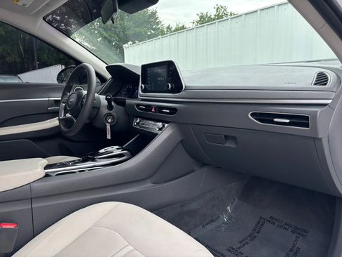 Used 2023 Hyundai Sonata SE FWD image 20