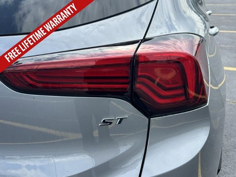 Used 2024 Buick Encore GX Sport Touring w/ Experience Buick Package FWD image 12