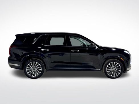 Used 2024 Hyundai Palisade Calligraphy image 11