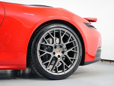 Used 2025 Porsche 911 Carrera image 60