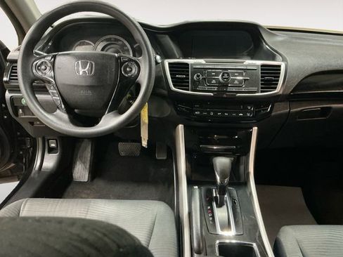 Used 2016 Honda Accord LX image 10