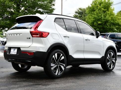 New 2025 Volvo XC40 B5 Plus w/ Protection Package Premier image 7