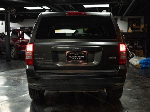 Used 2017 Jeep Patriot Latitude image 6