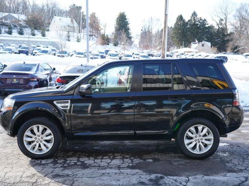 Used 2013 Land Rover LR2 image 11