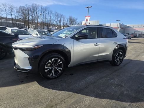 Certified 2025 Toyota bZ4X AWD w/ Weather Package image 3