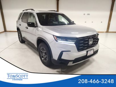 Used 2025 Honda Pilot TrailSport