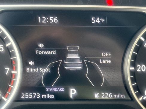 Used 2024 Nissan Pathfinder SL w/ SL Premium Package image 17