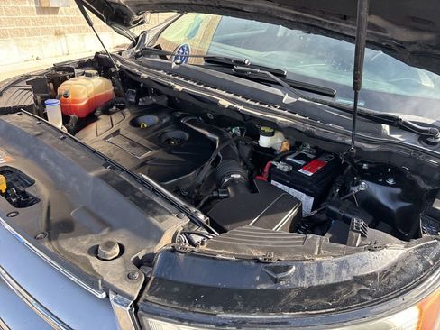 Used 2015 Ford Edge Titanium image 19