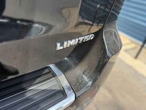 Used 2019 Jeep Grand Cherokee Limited AWD/4WD image 39