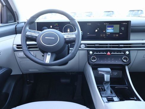 New 2026 Hyundai Tucson SEL image 20