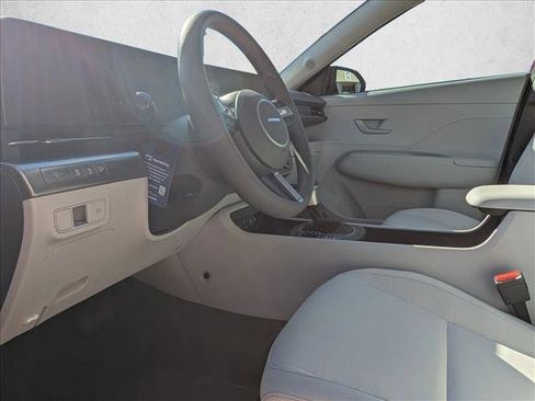 New 2026 Hyundai Kona SE image 3