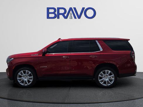 Used 2024 Chevrolet Tahoe High Country AWD/4WD image 2